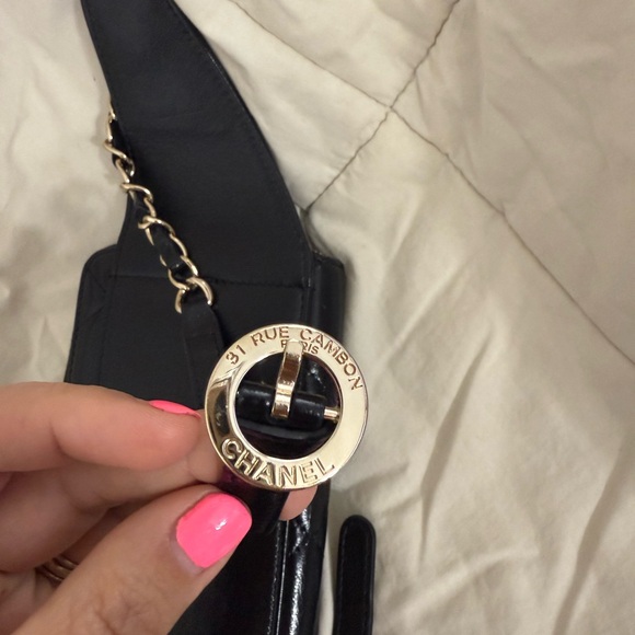 Chanel Black Quilted lambskin Leather Belt Bag - Picture 9 of 13